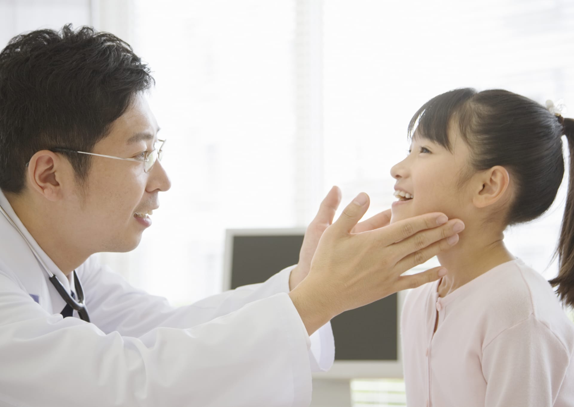 Girl with doctor