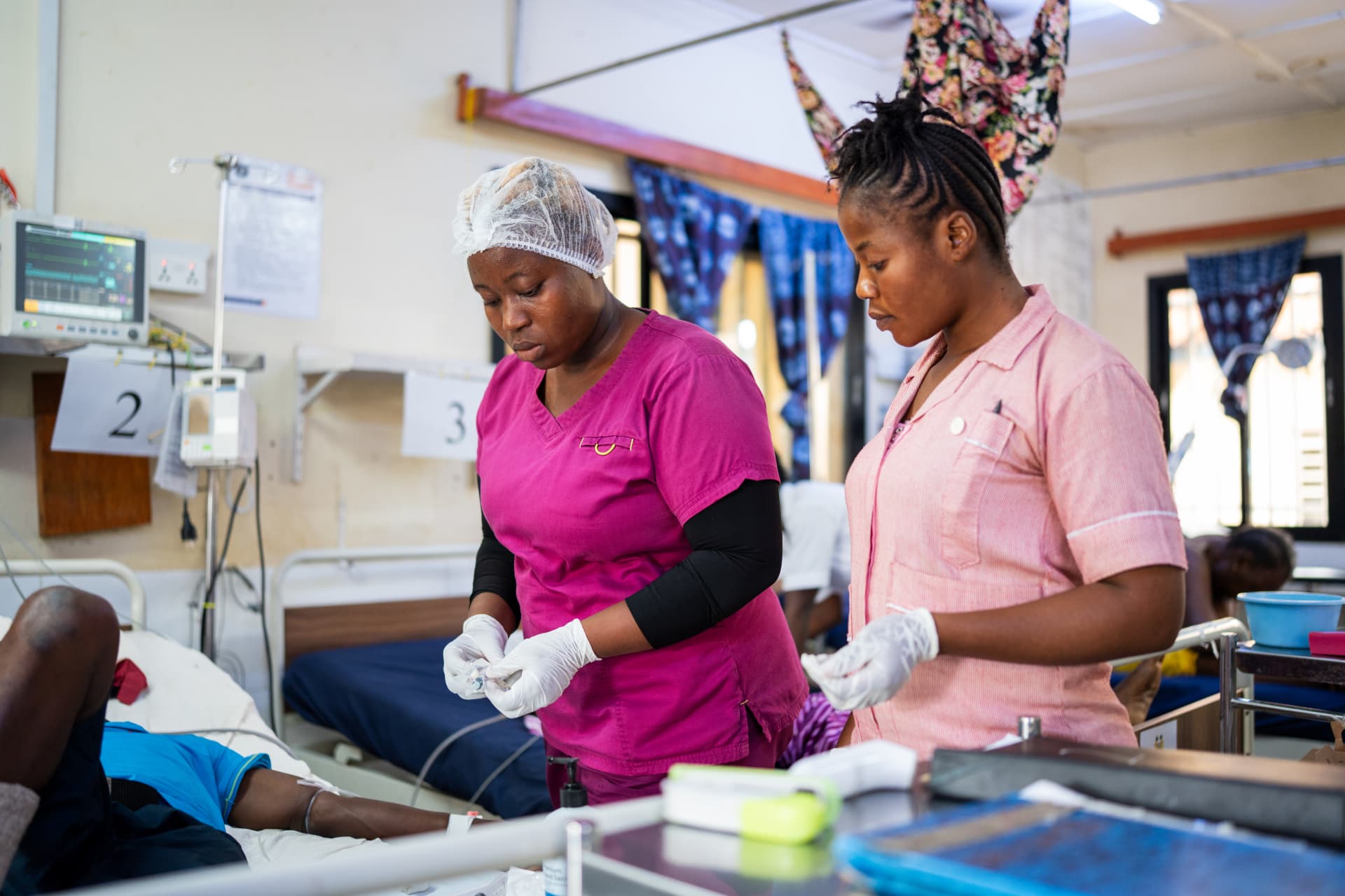看護師の教育と機会の扉を開く
