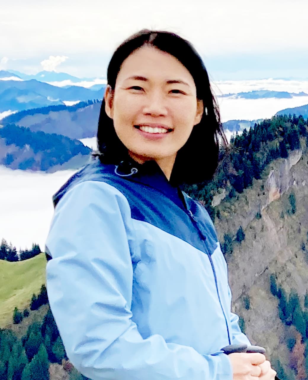 山下朋子