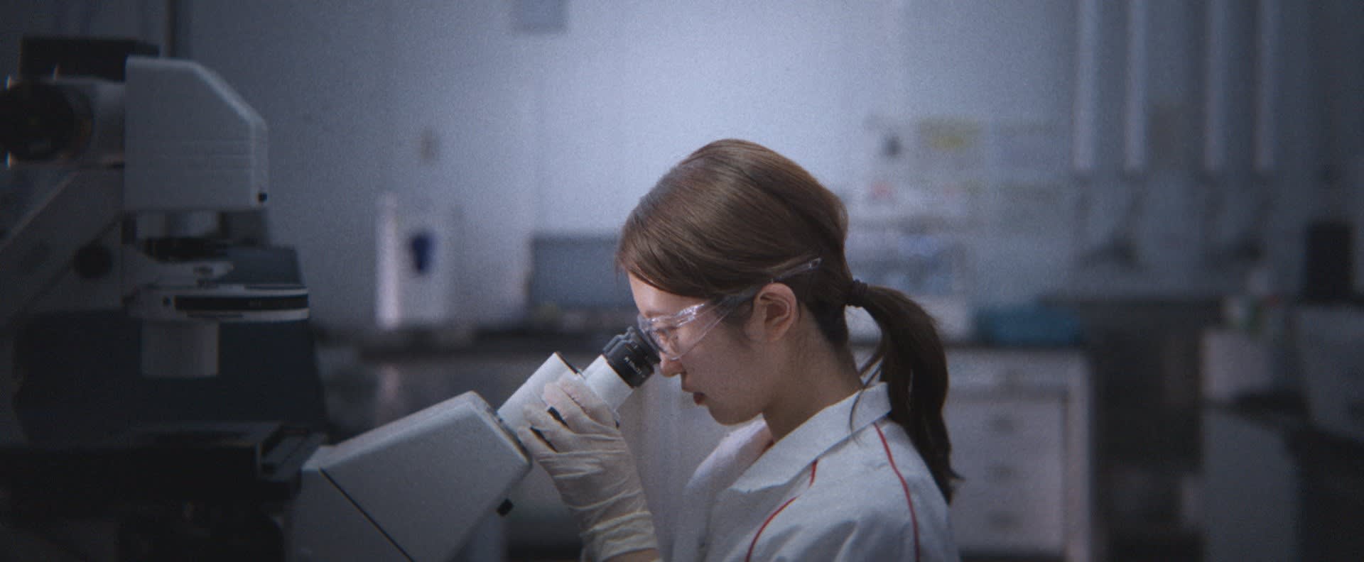 「世界に尽くせ、タケダ」TVCMシリーズフィナーレ「革新的に。誠実に。」篇