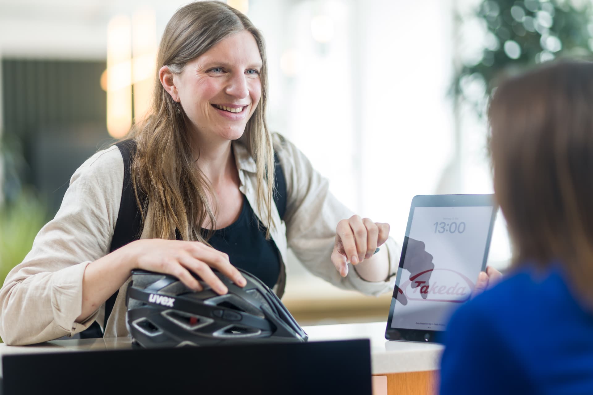 Mitarbeitende in Berliner Büro