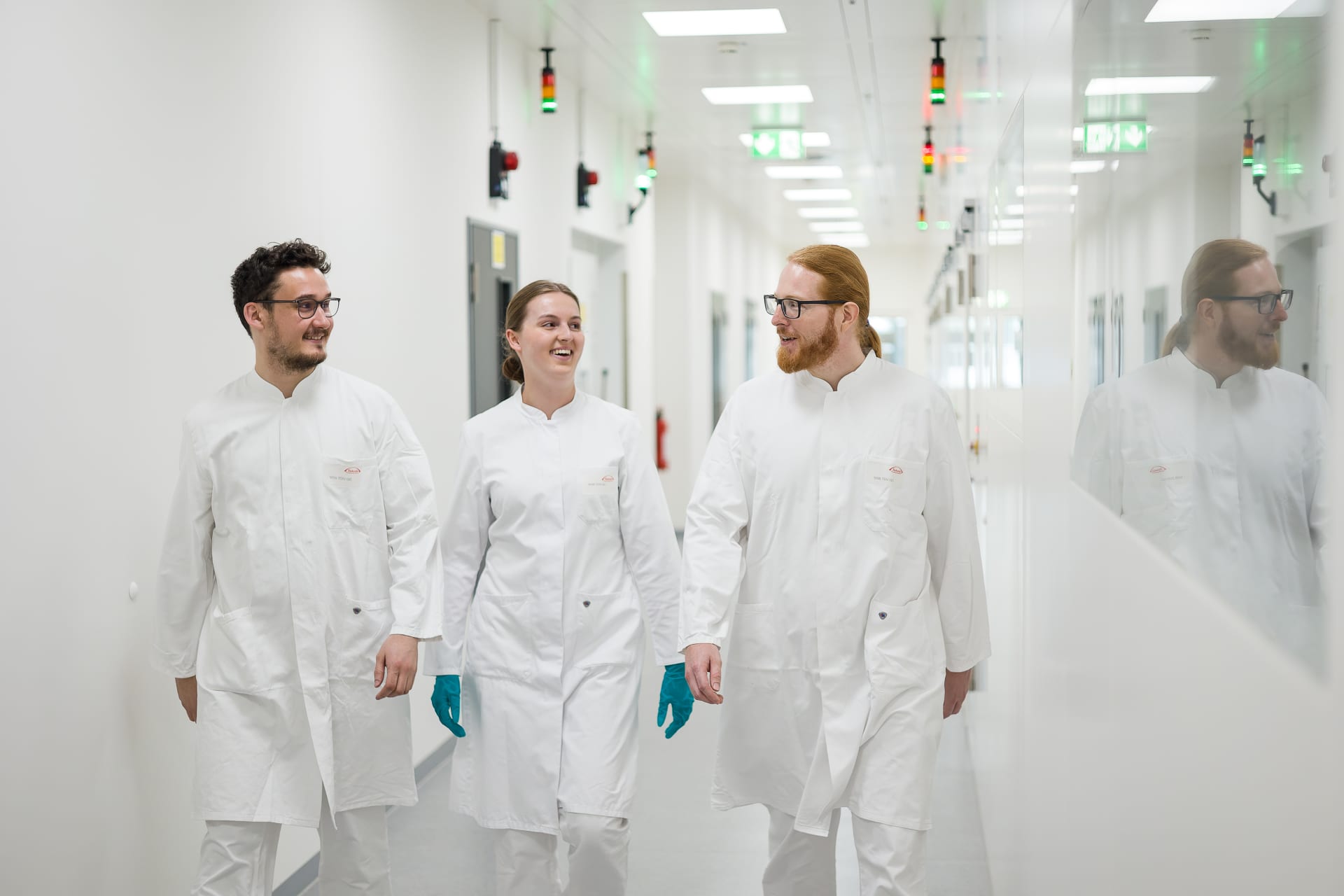 Mitarbeitende in Berliner Büro