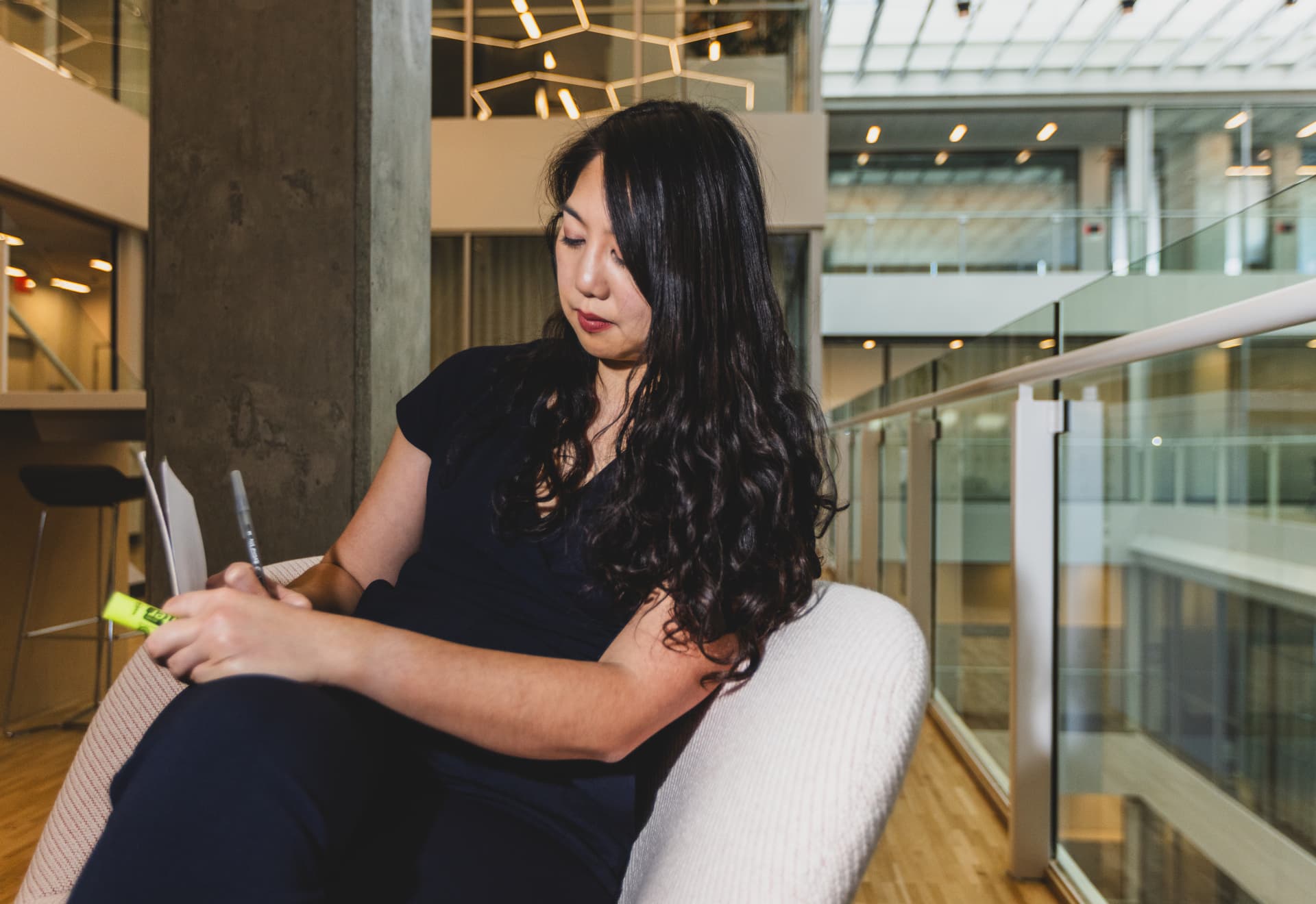 Mimi Yen, the cofounder of PhagePro and a MassNextGen alum, takes notes.