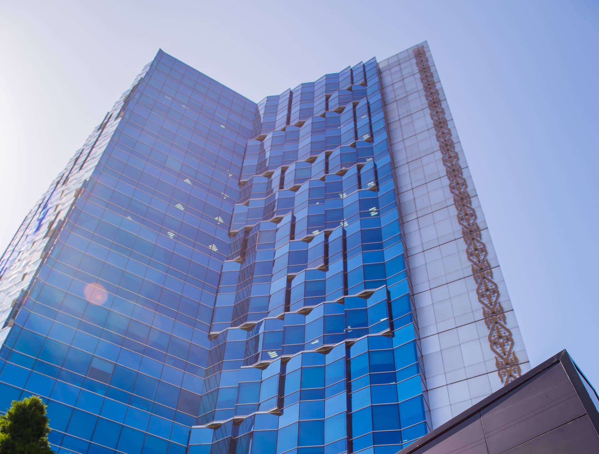 park view - office tower