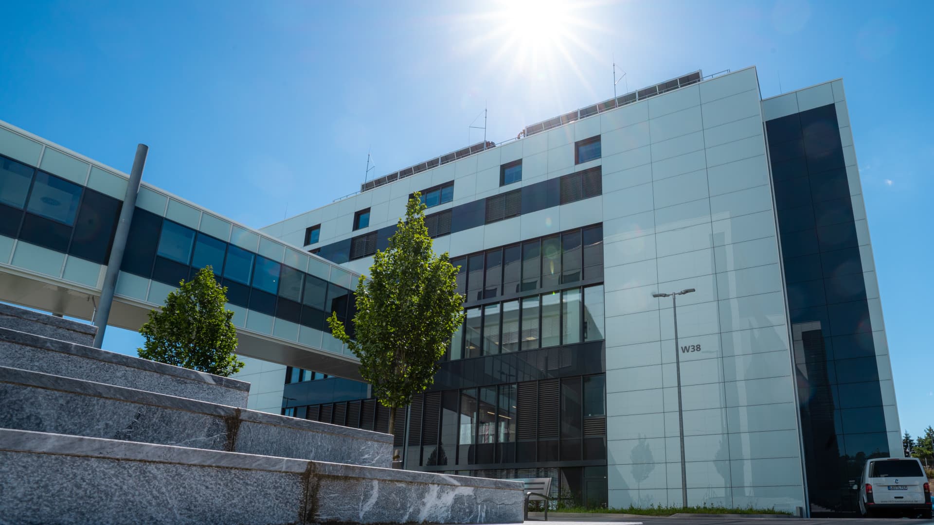 Singen Labormitarbeitende