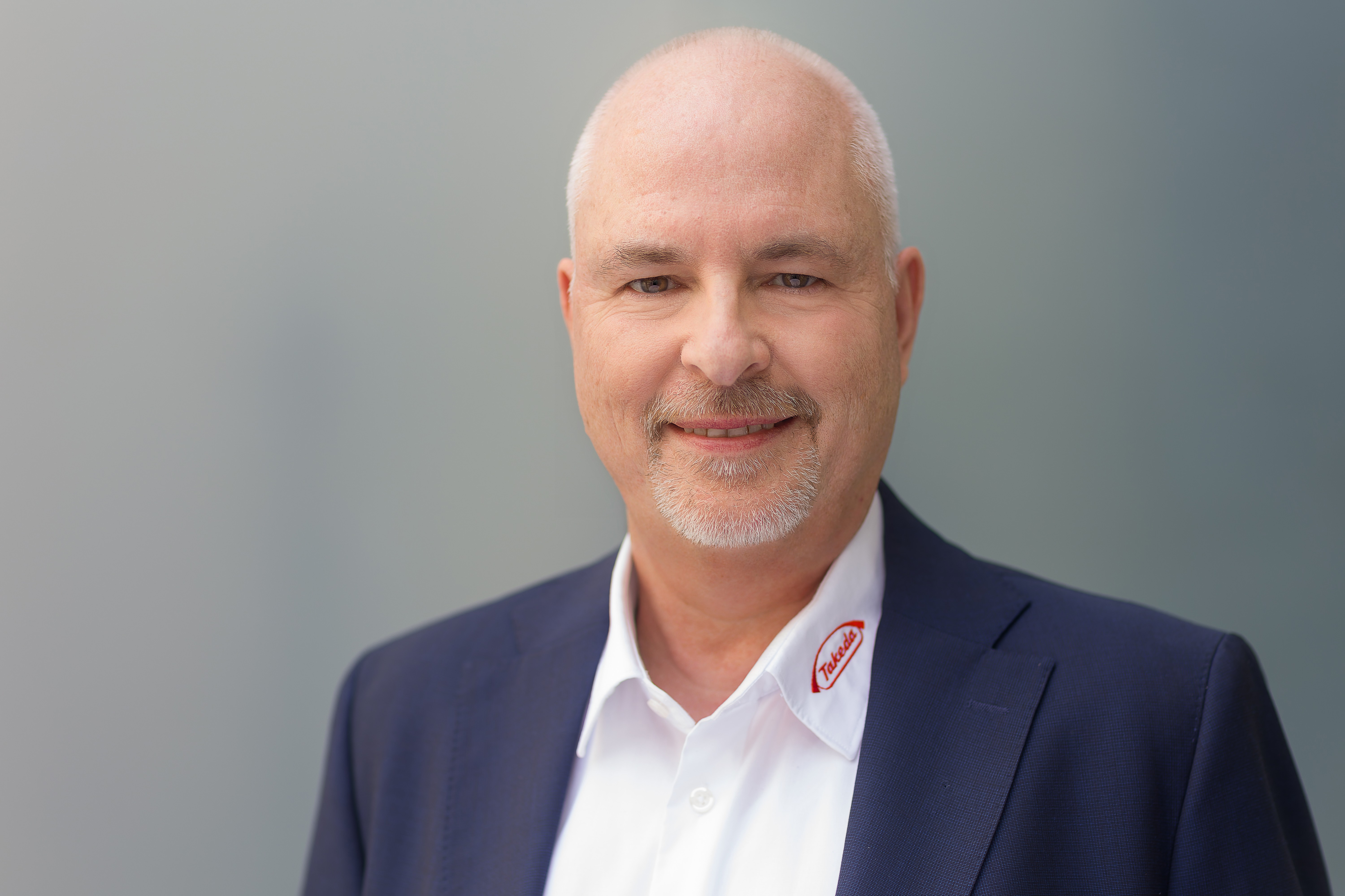 Dr. Dirk Oebels